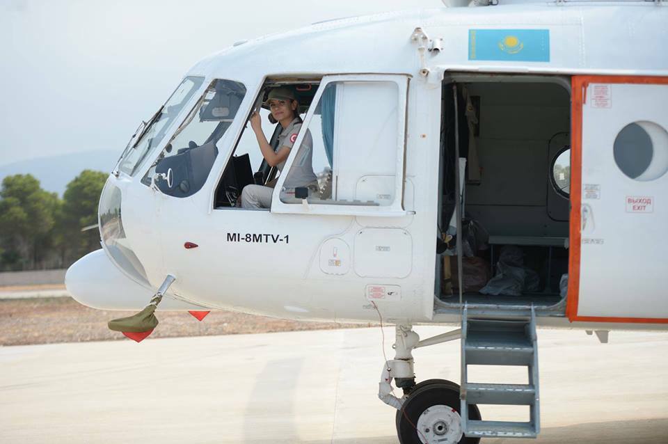 أول قائدة لطائرة مكافحة الحرائق في تركيا 7