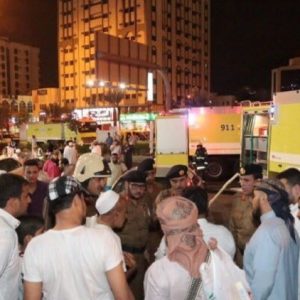 إجلاء 600 حاج إثر حريق بفندق في مكة