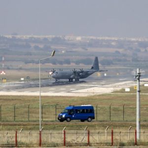 تركيا تعتقل روسي يخطط لاستهداف طائرة امريكية في قاعدة انجريلك