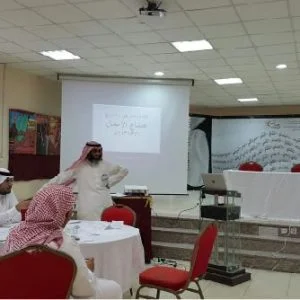 فيديو…نقاش حاد بين وزير التعليم السعودي وطلاب في الدارسة الخاصة