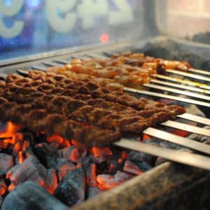 الأكلات التقليدية تتفوق على الوجبات السريعة في تركيا