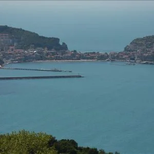 أماسرا التركية.. ترفع الستار عن المدينة الأثرية الدفينة