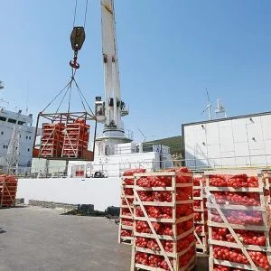 سفينة تركية ثانية محملة بالأغذية تغادر إلى قطر الأربعاء