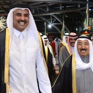 رسالة من أمير الكويت إلى أمير قطر