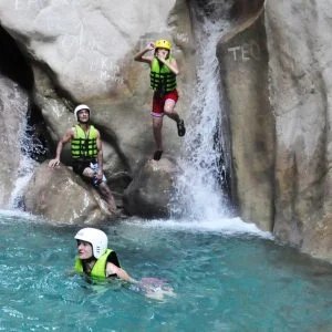 بالصور| وادي غوينوك..عنوان الإثارة والمتعة في مدينة أنطاليا التركية