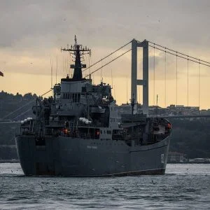 6.2 ملايين ليرة غرامات مالية على سفن تسببت بتلوّث المياه التركية