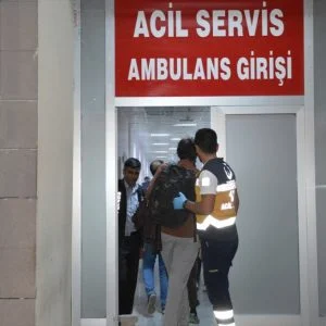 مقتل 3 أشخاص في اطلاق نار على حافلة شرقي تركيا