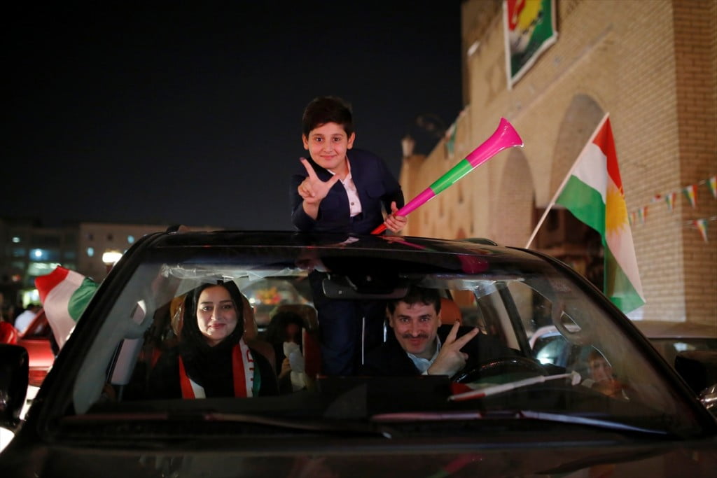 بالصور.. احتفالات بالإقليم الكردي باستفتاء الانفصال 9
