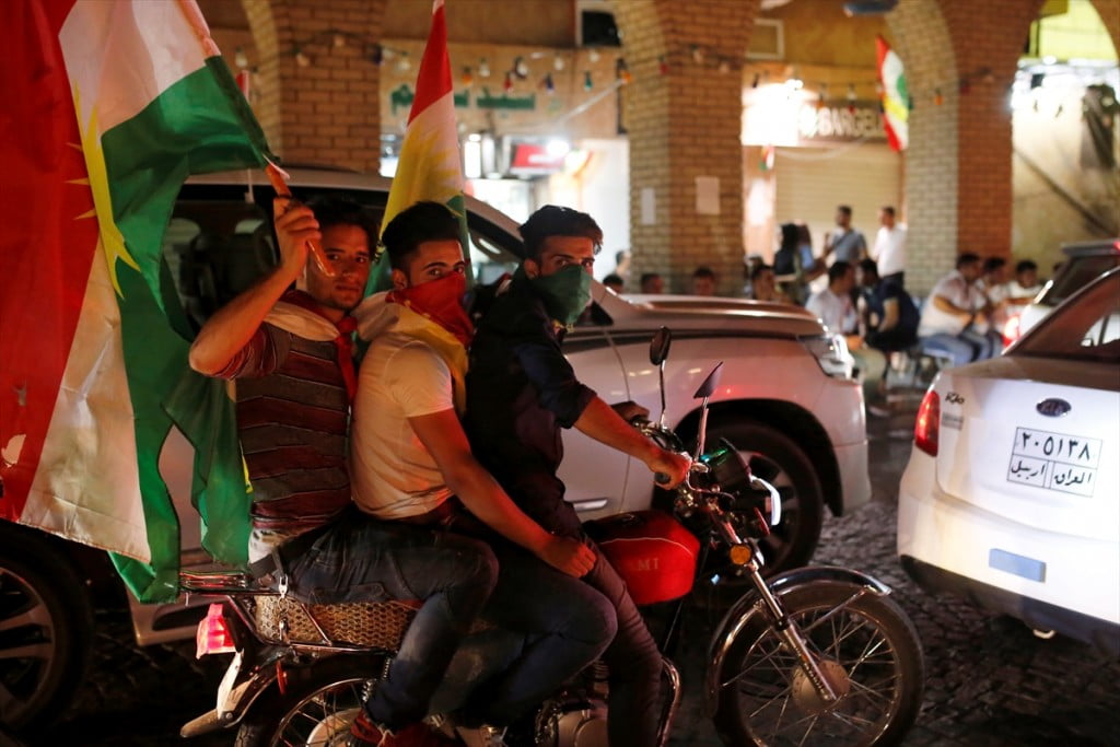 بالصور.. احتفالات بالإقليم الكردي باستفتاء الانفصال 21