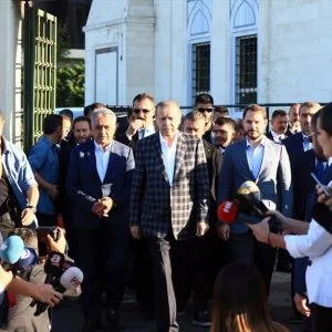 أردوغان يؤدي صلاة عيد الأضحى في إسطنبول