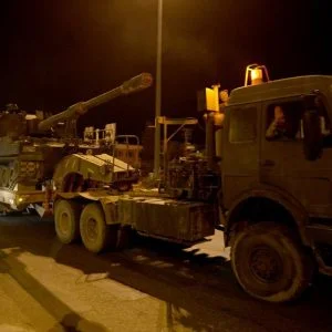 تركيا ترسل تعزيزات عسكرية الى “كليس” الحدودية مع سوريا