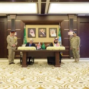 شركات بريطانية جنت 8 مليار دولار من بيع الأسلحة للسعودية