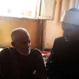 الفيسبوك ينقذ عالم أزهر مصريا !