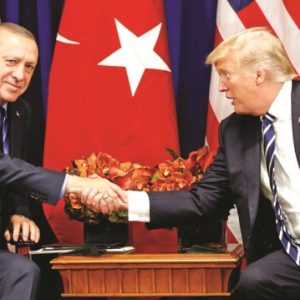 ترامب يؤيد أردوغان ويهاجم ماكرون بسبب انتقاده للناتو