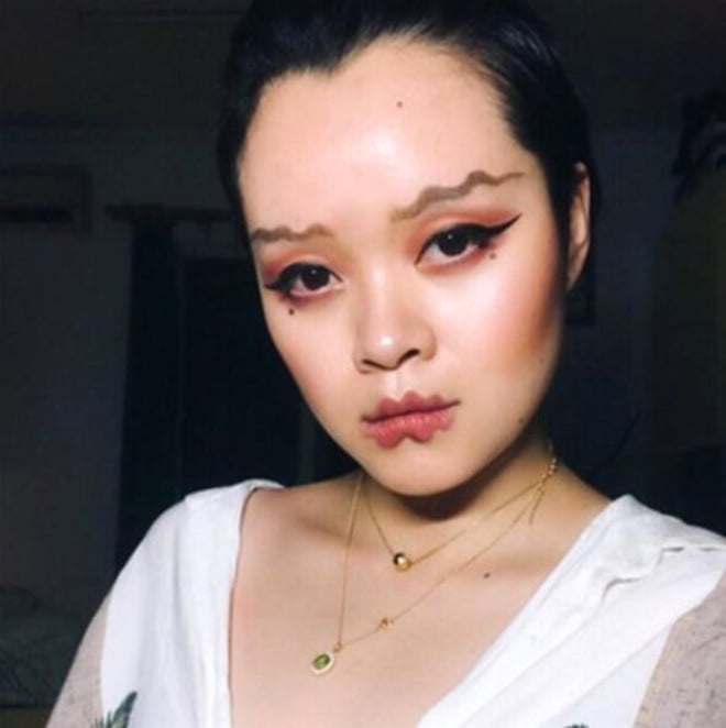 موضة جديدة تثير جدلا واسعا على مواقع التواصل الاجتماعي 3