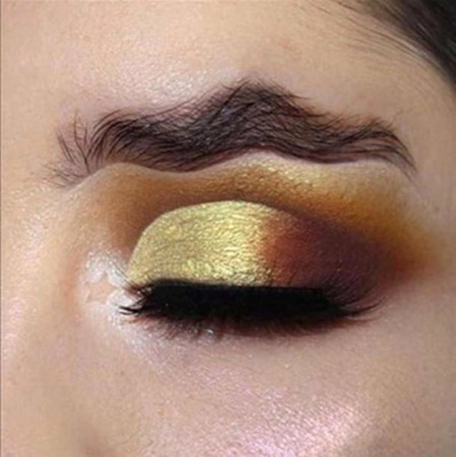 موضة جديدة تثير جدلا واسعا على مواقع التواصل الاجتماعي 5