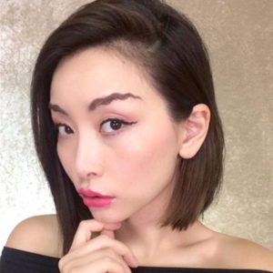 موضة جديدة تثير جدلا واسعا على مواقع التواصل الاجتماعي 31