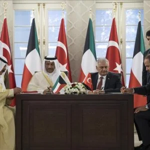 الكويت توقع 6 اتفاقيات مع تركيا