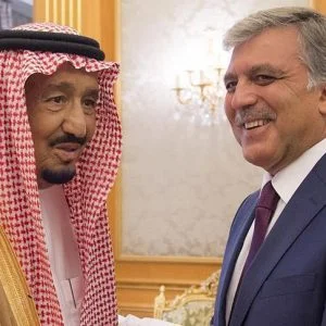 العاهل السعودي يستقبل “عبد الله غل” في جدّة