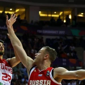 هزيمة لتركيا من الدب الروسي في بطولة أوروبا