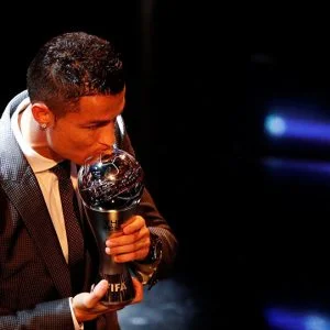 رونالدو أفضل لاعب في العالم لعام 2017