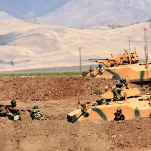 استمرار المناورات العسكرية التركية العراقية المشتركة