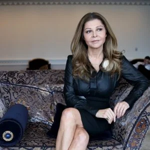 مخرجة هوليوودية مسلمة تصور فيلماً في تركيا يرصد حياة اللاجئين