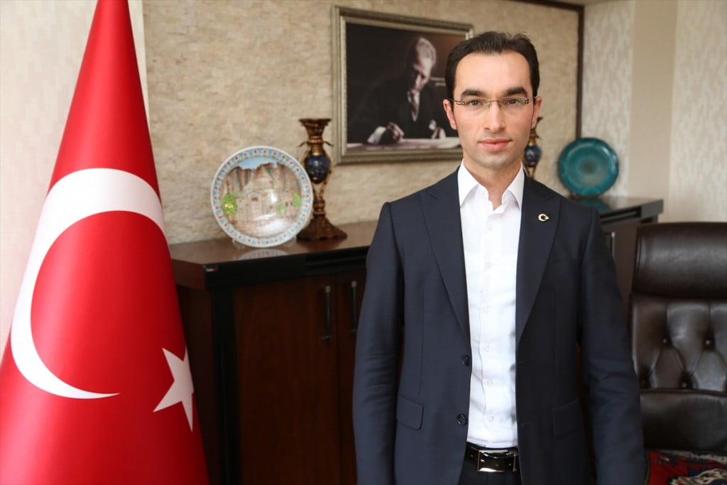 منازل حجرية تاريخية بتركيا.. تغري العرسان بالتقاط صور تذكارية 5