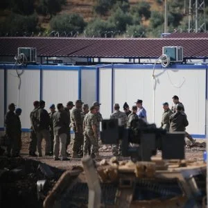 رئيس الأركان التركي يتفقد الوحدات العسكرية على الحدود مع سوريا