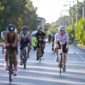 جنوب إفريقي وبلجيكية يفوزان بسباق “الرجل الحديدي” بتركيا