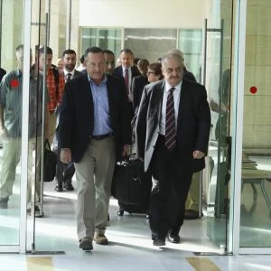 وفد أمريكي يصل أنقرة لبحث أزمة التأشيرات بين البلدين