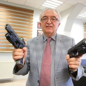 مسدس “جانيك” التركي يدخل قائمة المسدسات الأكثر استخداما في أمريكا