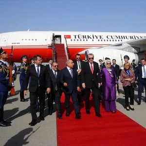 اردوغان يصل العاصمة الاذربيجانية باكو