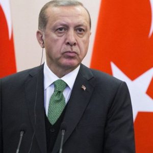 أردوغان يلمح إلى مراجعة الشراكة الاستراتيجية مع الولايات المتحدة