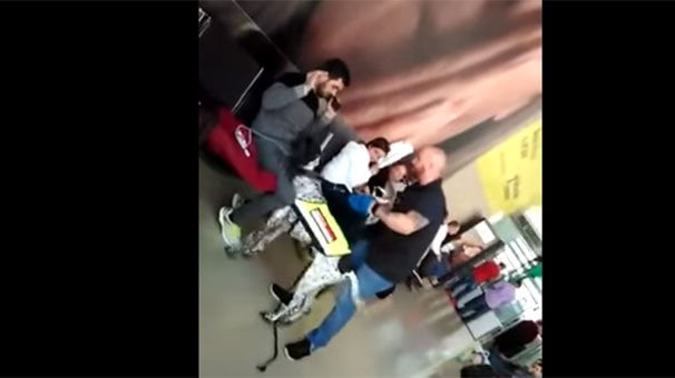 النمسا تفتش ركاب الخطوط التركية بكلاب بوليسية.. وانقرة تحتج 2 النمسا تفتش ركاب الخطوط التركية بكلاب بوليسية.. وانقرة تحتج 1