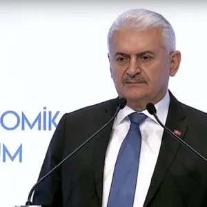 يلدريم يشيد بدور قوات بلاده في مكافحة الإرهاب