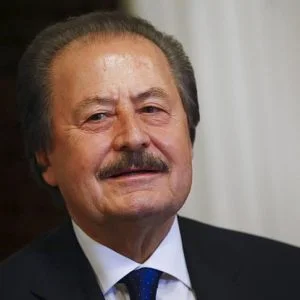 بوتين يقلد رجل أعمال تركي “وسام الصداقة”