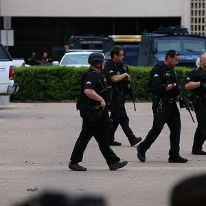 إطلاق نار بأحد متاجر ولاية كولورادو الأمريكية وسقوط جرحى