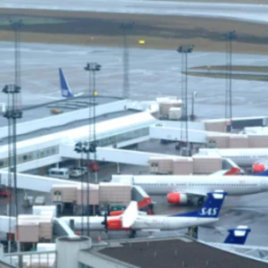 إغلاق مطار في السويد بسبب طرد مشبوه