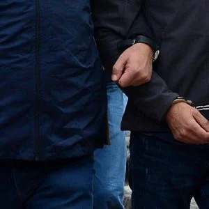 تركيا.. توقيف 10 مشتبه فيهم بالانتماء إلى منظمة “بي كا كا” الإرهابية