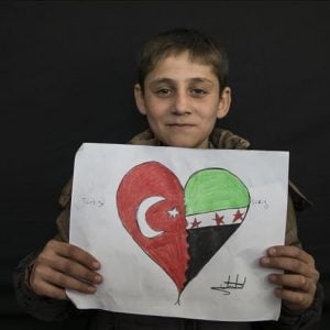 بالرسومات.. أطفال سوريون يعربون عن حبهم لتركيا
