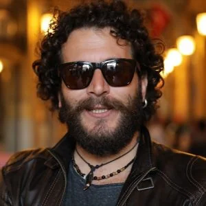 صحفي تركي يصوّر أحلام الشعوب الأفريقية