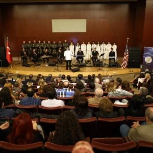 “جوقة الحضارات التركية” تُنشد للسلام في نيويورك وبوسطن