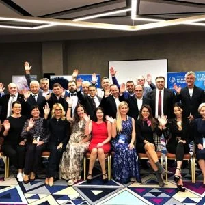 تركيا توقع اتفاقًا لتنظيم اجتماعات “المنتدى السياحي الدولي” في أنطاليا