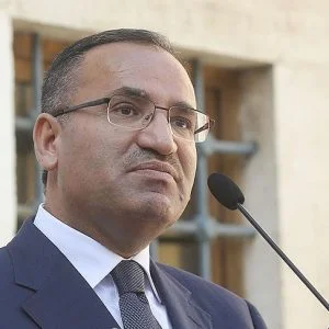 نائب يلدريم: “بي كا كا” الإرهابية هدمت 27 مسجداً في شرناق