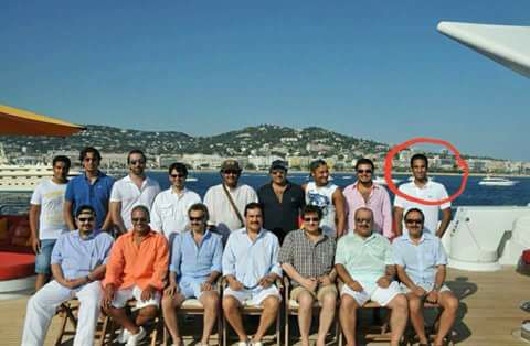 صورة لبن سلمان مع الوليد بن طلال وأمراء عائلته المعتقلين تشعل شبكات التواصل الاجتماعي 1