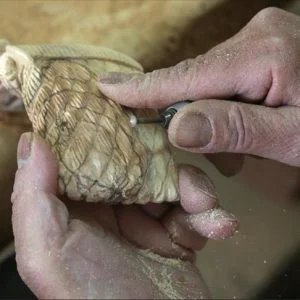 بيت لحم … ازدهار صناعة التحف استعدادا لأعياد الميلاد