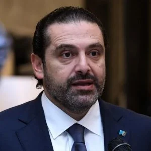 بعد تريّث الحريري في استقالته.. هل باتت الكرة في ملعب عون؟