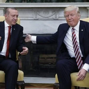 أردوغان وترامب يناقشان قضايا مهمة.. تعرف عليها