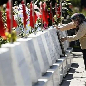 الحزن والافتخار.. في مقبرة الشهداء الأتراك بكوريا الجنوبية